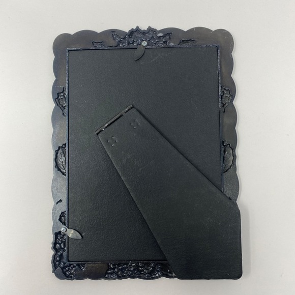 Lot Of Two 3.5x5 and 5x7 Silver Tone Picture Frames Ornate patterns bundle - Picture 2 of 16